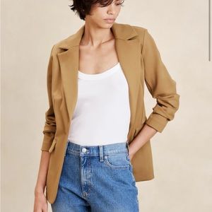Banana Republic Blazer. New with Tag!!